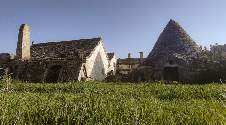 Pedal Among Trulli and Flavors: An E-Bike Tour in the Itria Valley