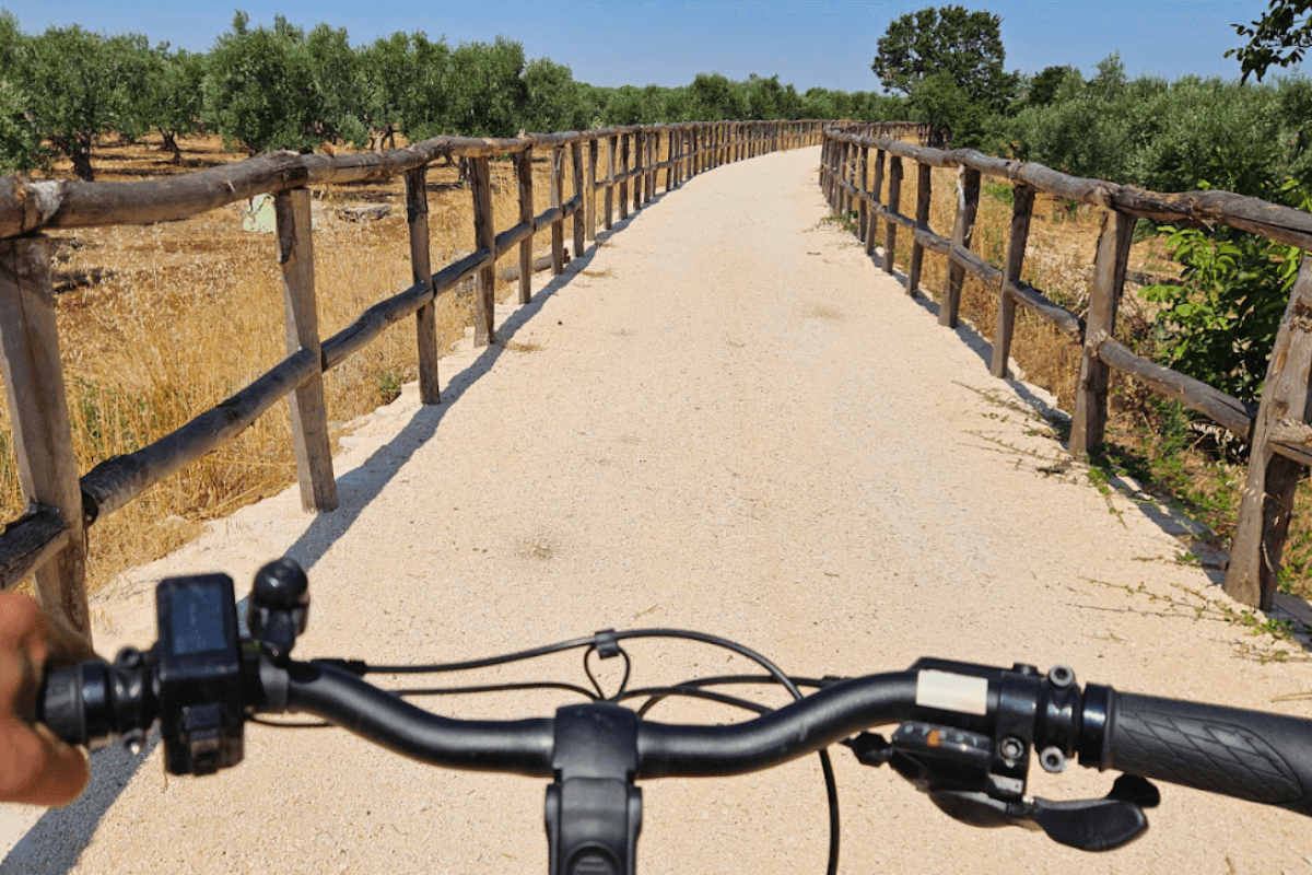 Quiet-Line-Aqueduct-E-Bike-Tour-Acquaviva-to-Gioia-17