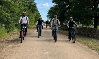 Team building in e-bike in the countryside of Puglia with a corporate group