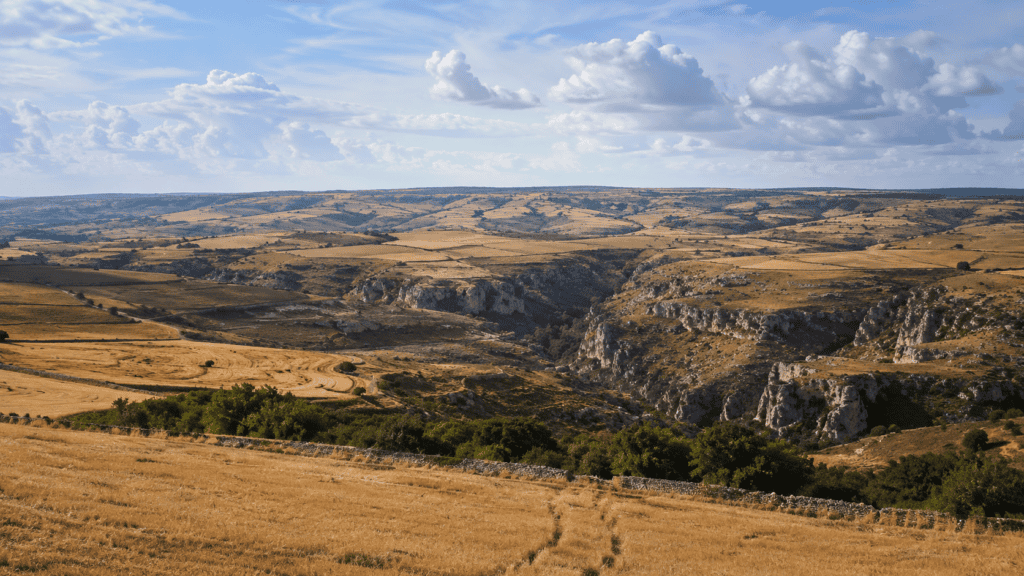 Scenic landscapes between Alta Murgia and Matera